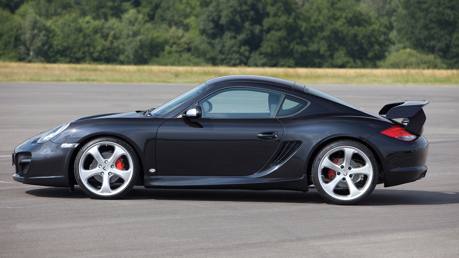 Black Porsche 911 on Road During Daytime. Wallpaper in 1920x1080 Resolution