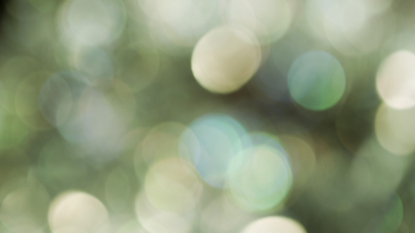 Grüne Und Weiße Bokeh-Lichter. Wallpaper in 1366x768 Resolution
