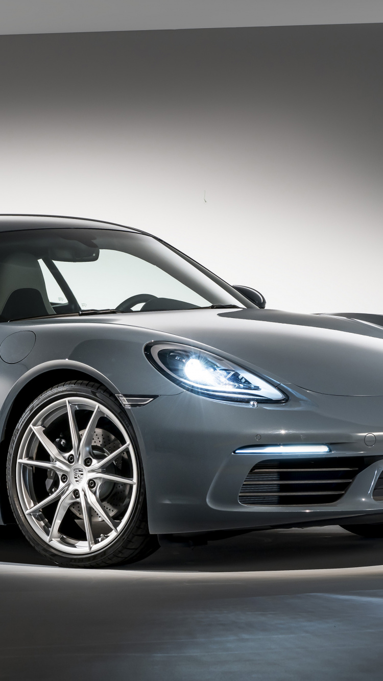 Schwarzes Mercedes Benz c Klasse Coupé. Wallpaper in 750x1334 Resolution