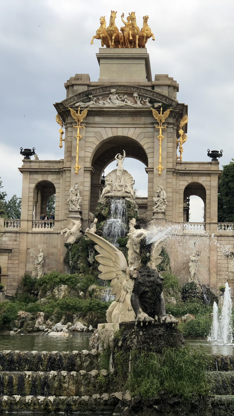 Historic Site, Architecture, Arch, Water Feature, Landmark. Wallpaper in 750x1334 Resolution