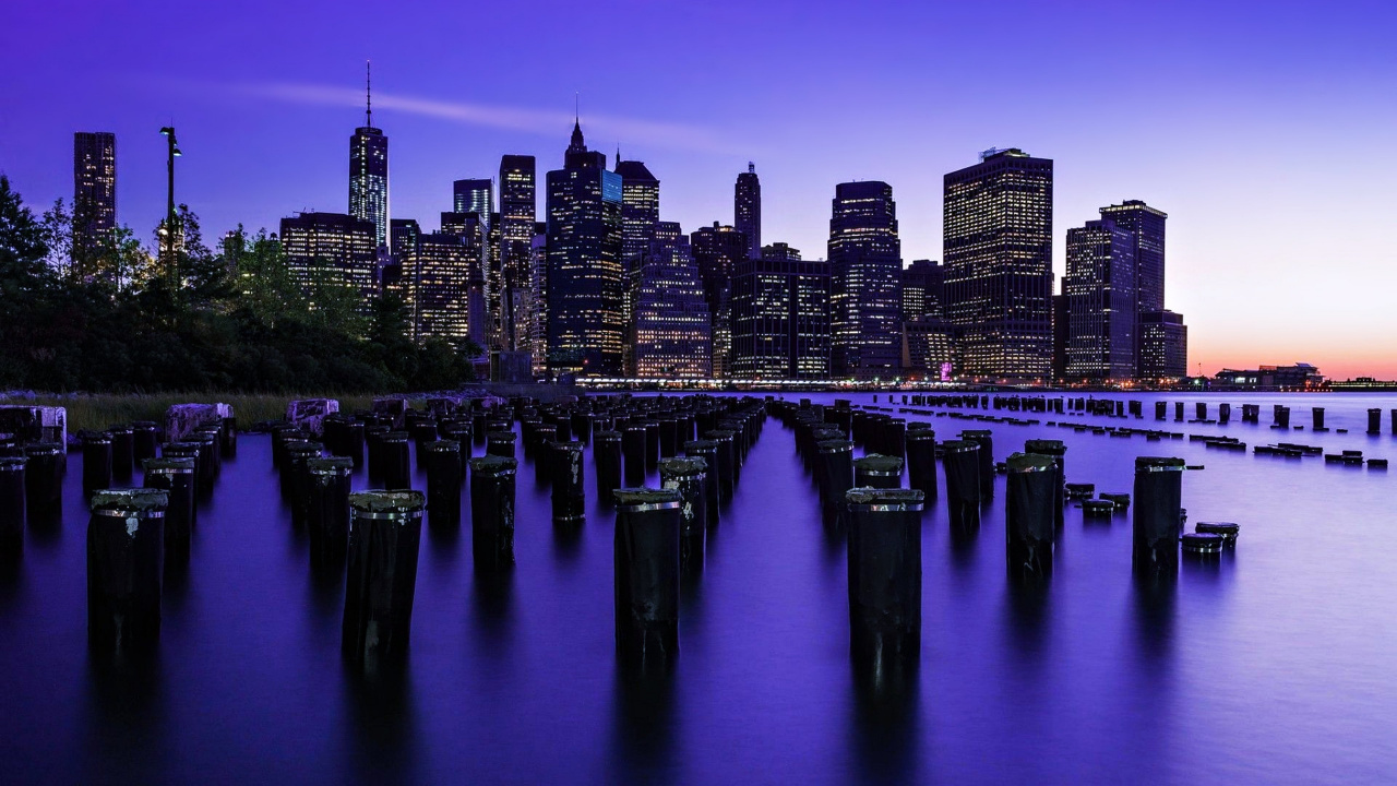 Horizonte de la Ciudad Durante la Noche. Wallpaper in 1280x720 Resolution