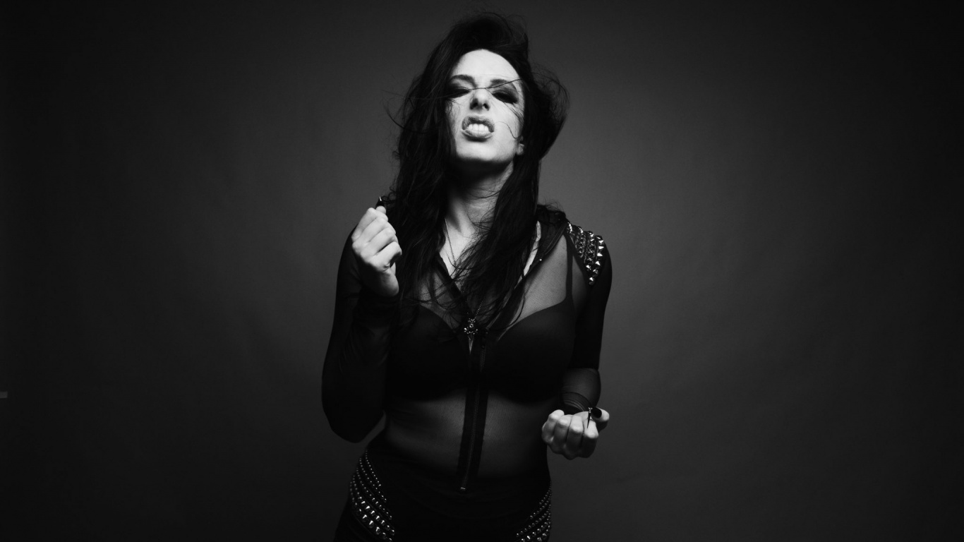 Beauty, Black and White, Heavy Metal, Black, Monochrome. Wallpaper in 1366x768 Resolution