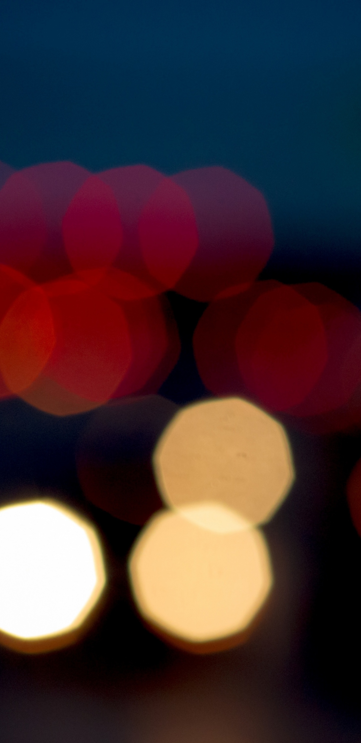 Luces Bokeh Rojas y Amarillas. Wallpaper in 1440x2960 Resolution
