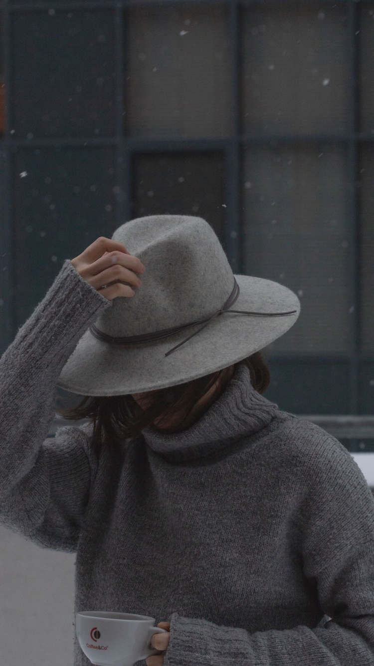 Hat, Cap, Sun Hat, Fedora, Sleeve. Wallpaper in 750x1334 Resolution