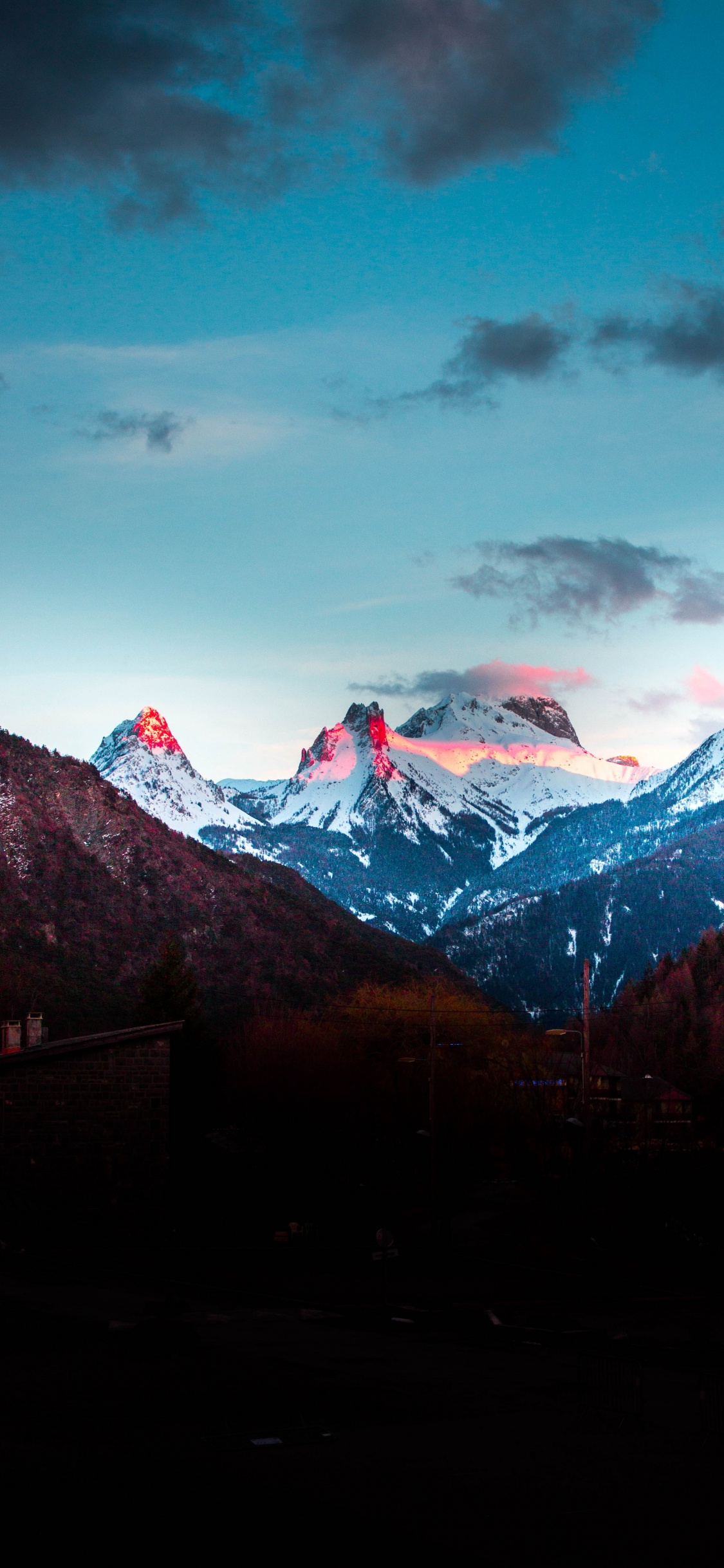 Mount Scenery, Alps, Nature, Fur, Atmosphere. Wallpaper in 1125x2436 Resolution