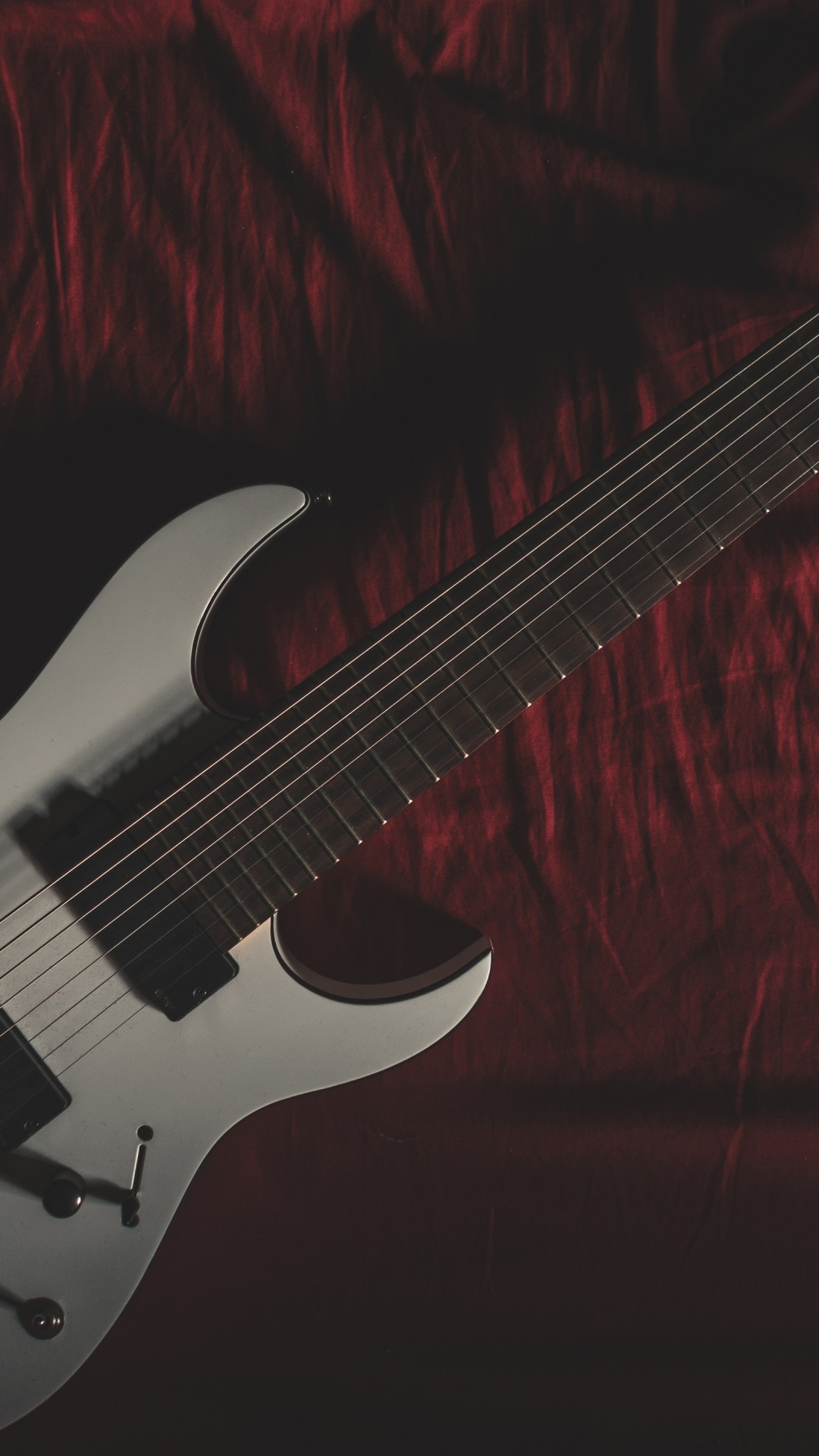 Gitarre, Gitarrist, Konzertgitarre, Gitarren-Zubehör, Gezupfte Saiteninstrumente. Wallpaper in 1080x1920 Resolution