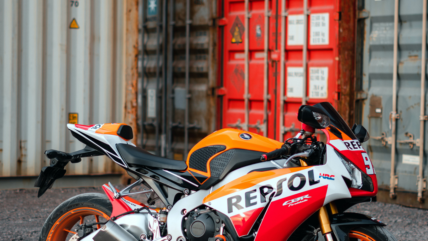 Motocicleta, Coche, Honda Motor Company, Rueda, Neumatico. Wallpaper in 1366x768 Resolution