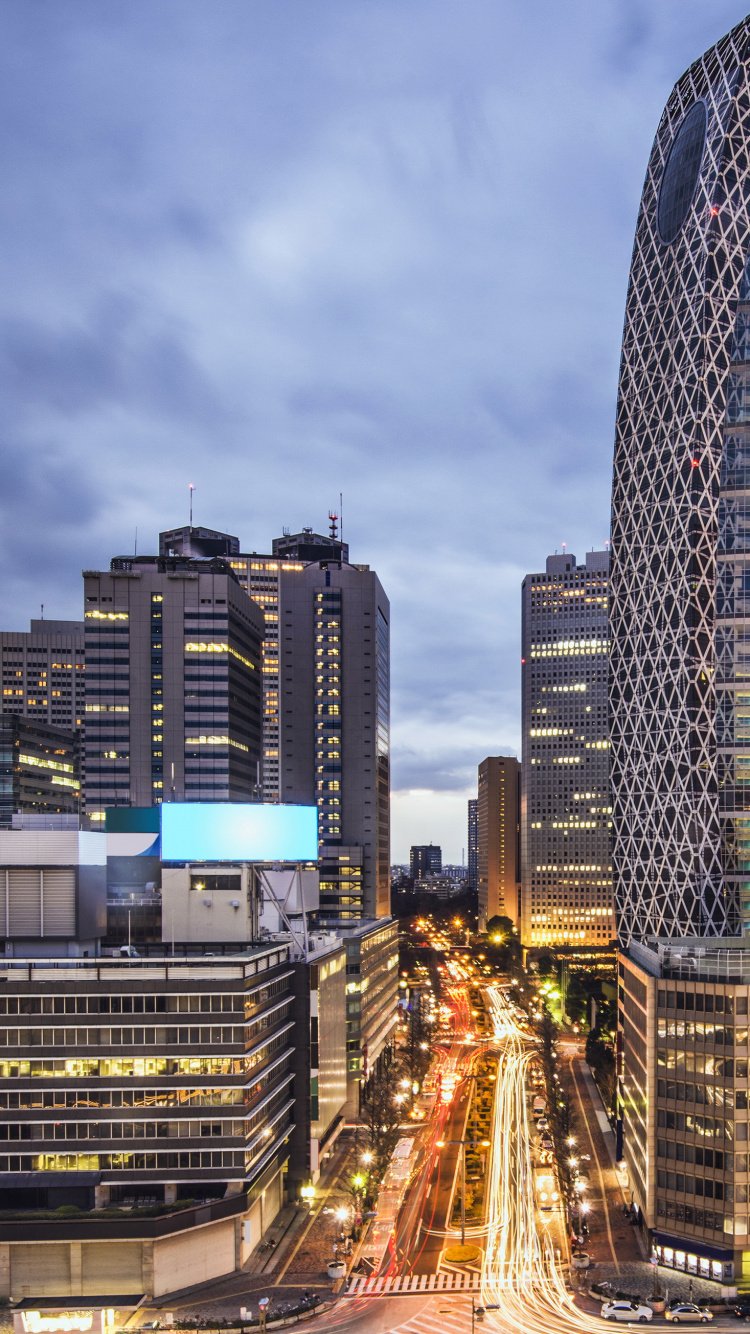 Bâtiments de la Ville Sous Ciel Bleu Pendant la Journée. Wallpaper in 750x1334 Resolution