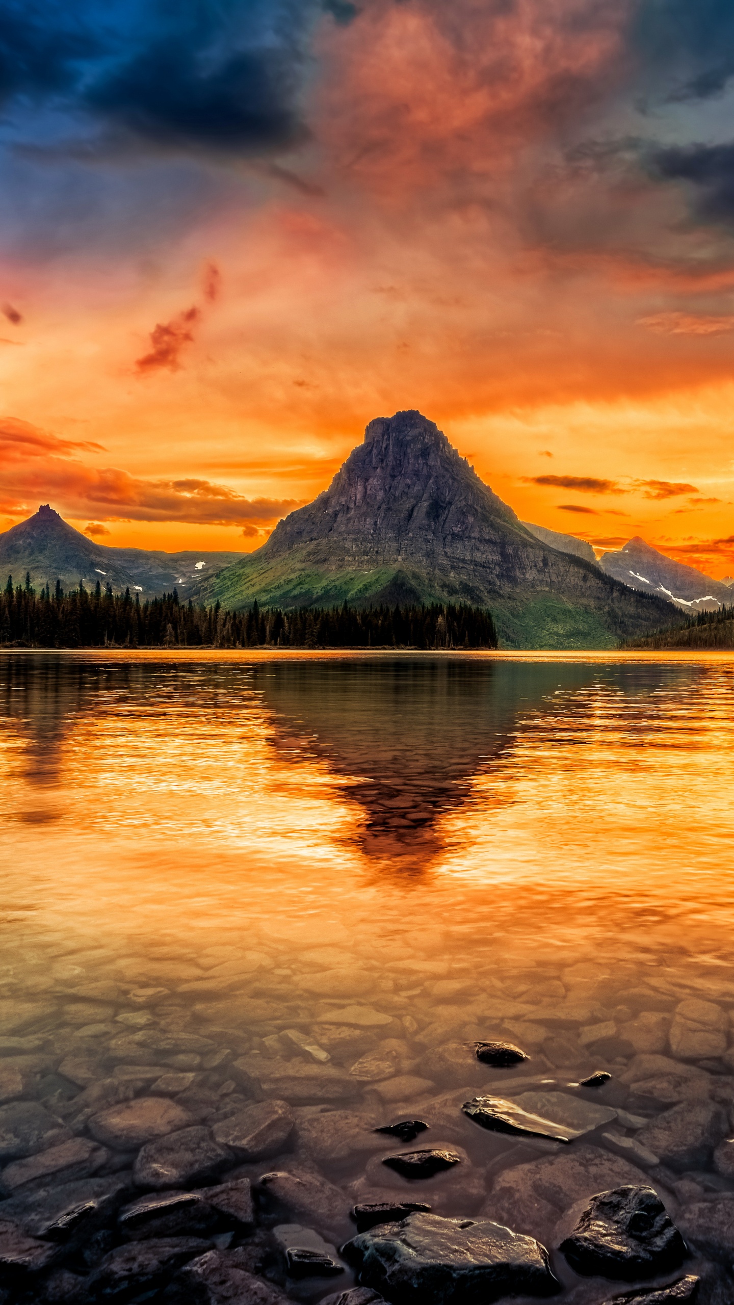 Body of Water Near Mountain During Sunset. Wallpaper in 1440x2560 Resolution
