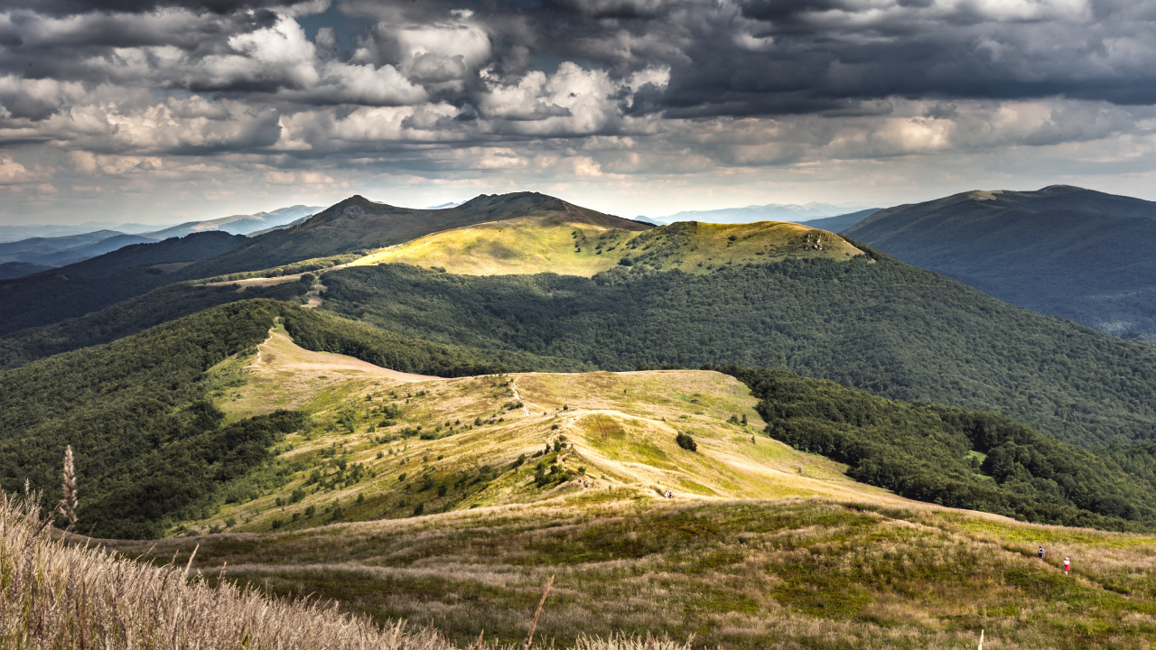la Choza de Pooh, Montañas Bieszczady, Por Morowicza, Poonina, Smerek. Wallpaper in 1280x720 Resolution