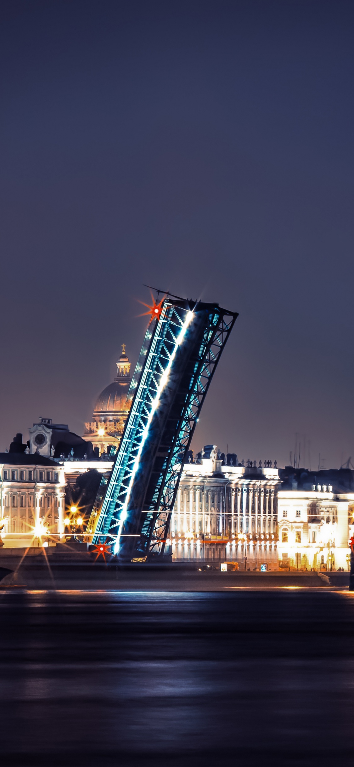 Horizon de la Ville Pendant la Nuit. Wallpaper in 1125x2436 Resolution