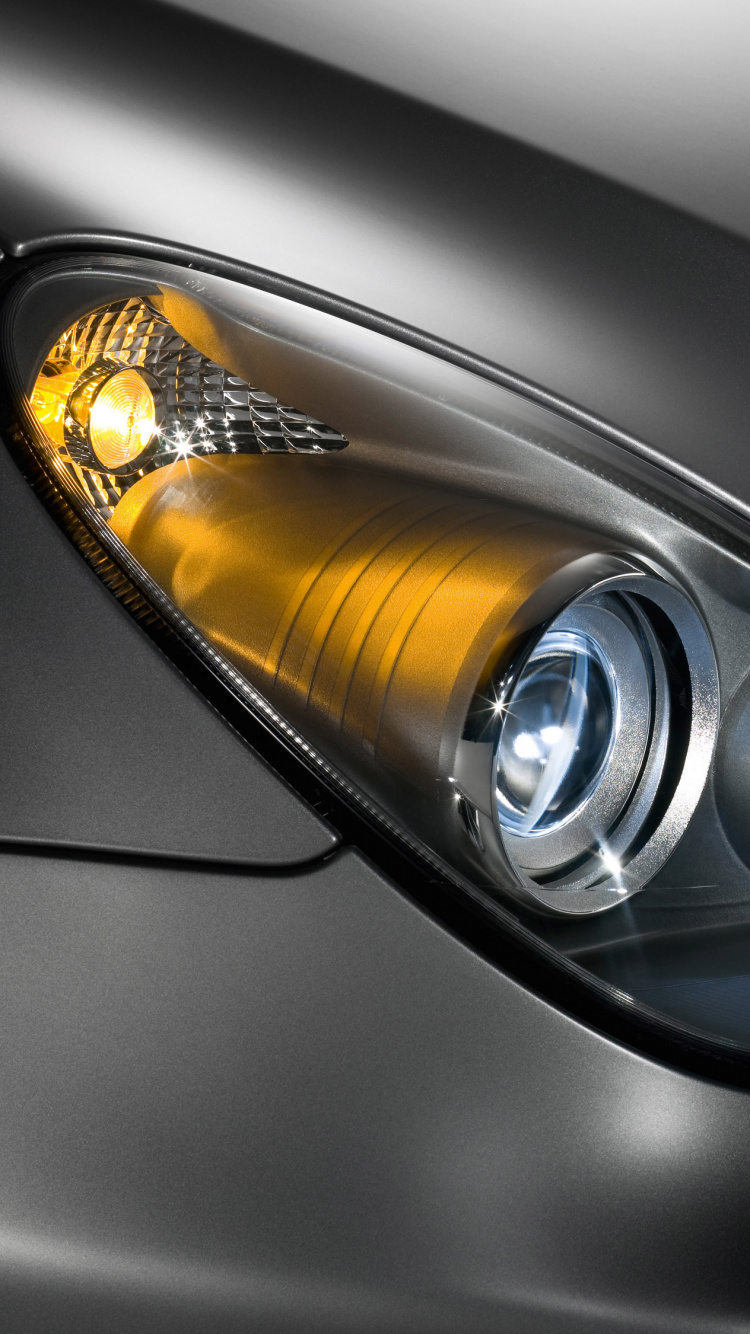 Luz de Coche Negra Encendida en Fotografía de Cerca. Wallpaper in 750x1334 Resolution