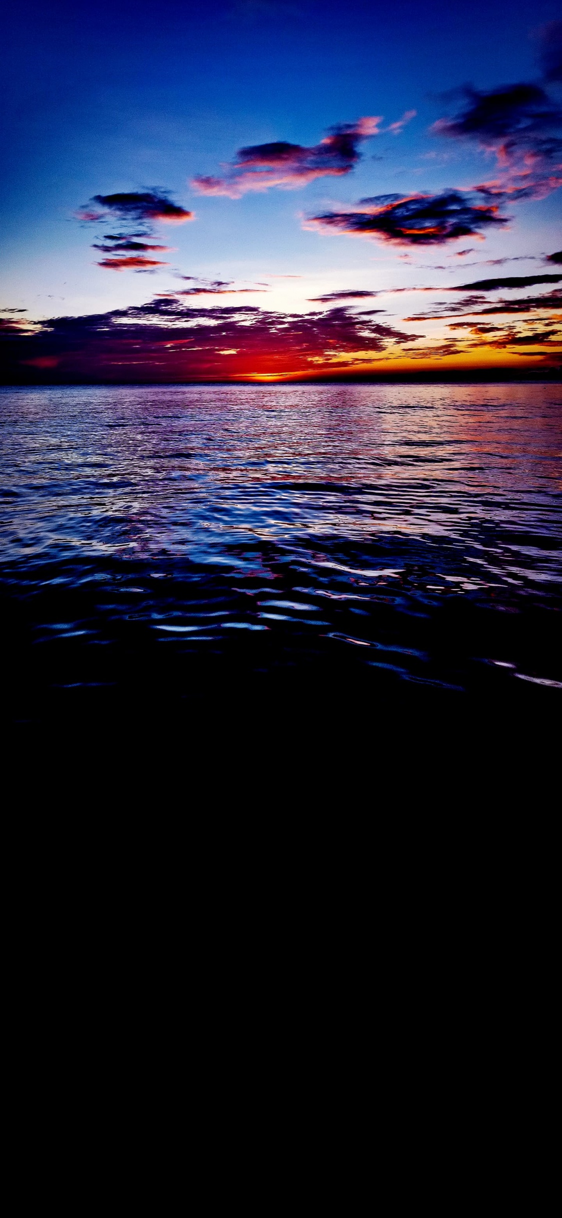 Agua, Ambiente, Los Recursos de Agua, Afterglow, Azul. Wallpaper in 1125x2436 Resolution