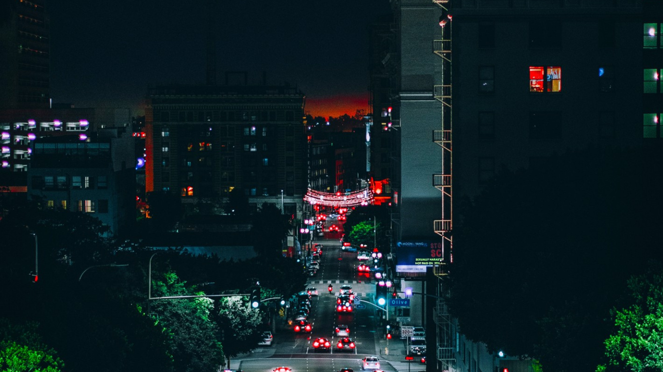 Cars, Light Fixture, Darkness, Street Light, Traffic. Wallpaper in 1366x768 Resolution
