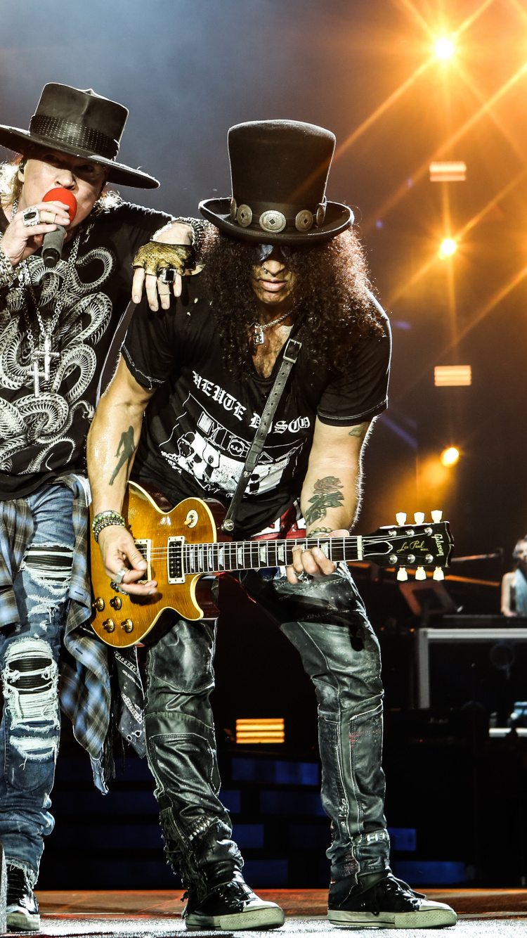 Nicht in Diesem Leben-Tour, Guns N Roses, Hardrock, Musiker, Gitarrist. Wallpaper in 750x1334 Resolution