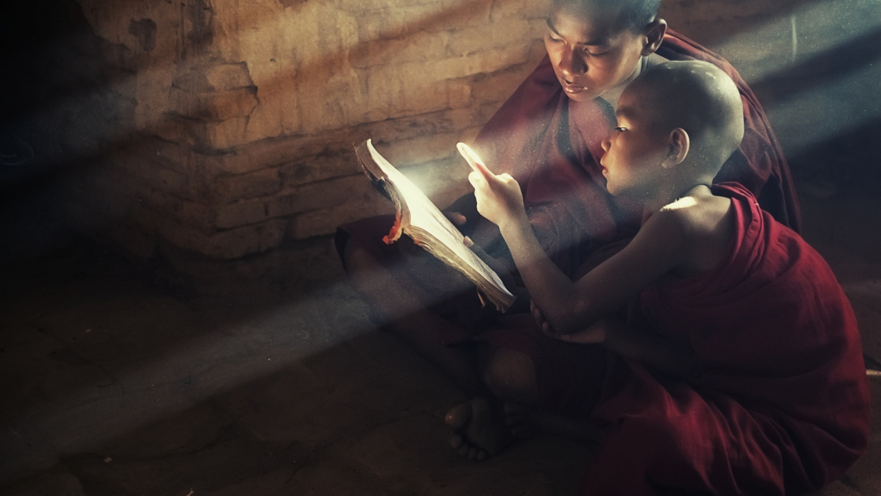 Light, Human, Midnight, Buddhism, Temple. Wallpaper in 1280x720 Resolution