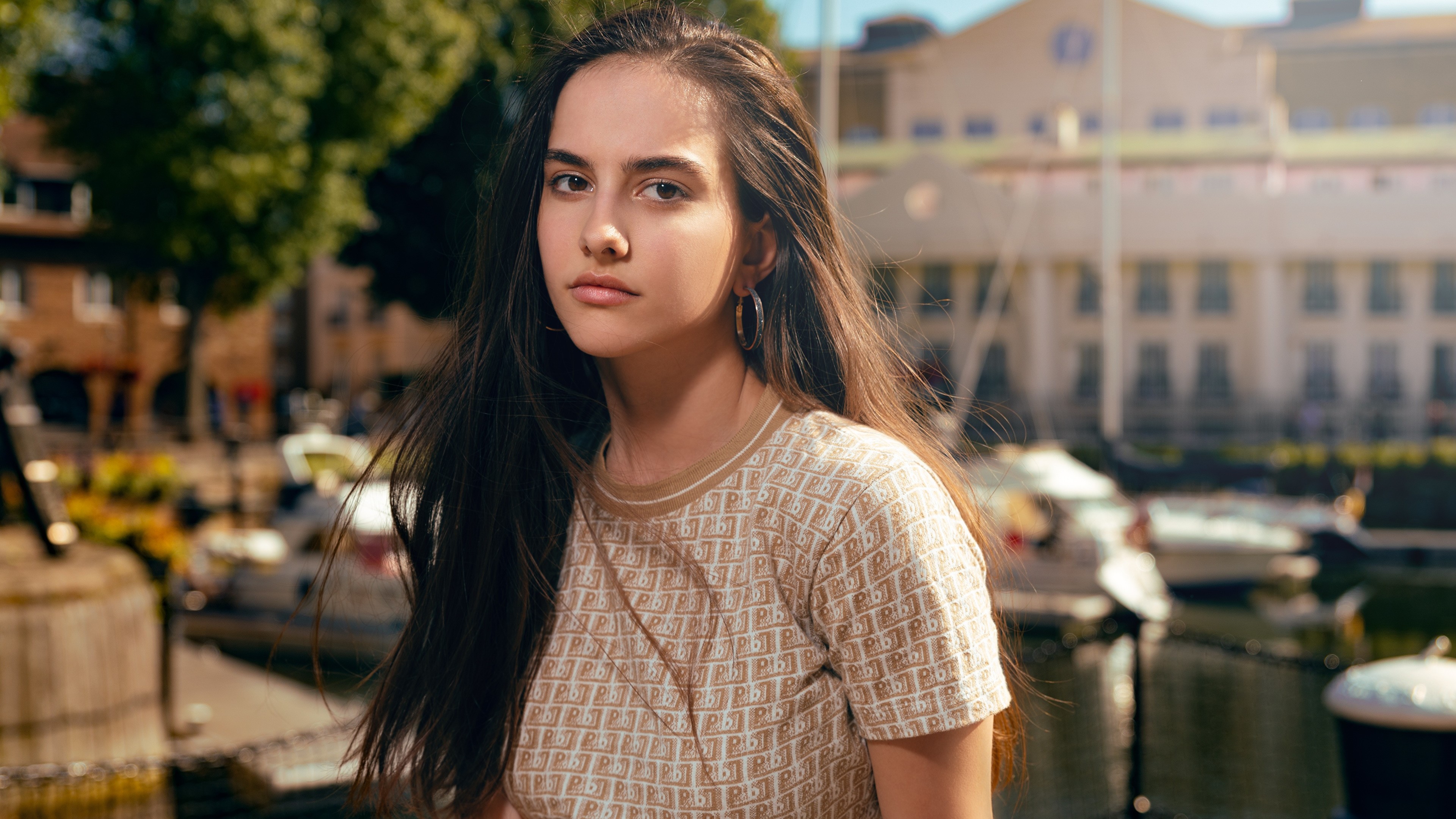 Beauty, Brown Hair, Long Hair, Head Hair, Lip. Wallpaper in 3840x2160 Resolution