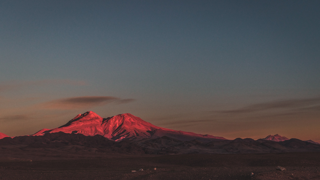 Volcan-bouclier, Les Reliefs Montagneux, Matin, Horizon, Gamme de Montagne. Wallpaper in 1280x720 Resolution