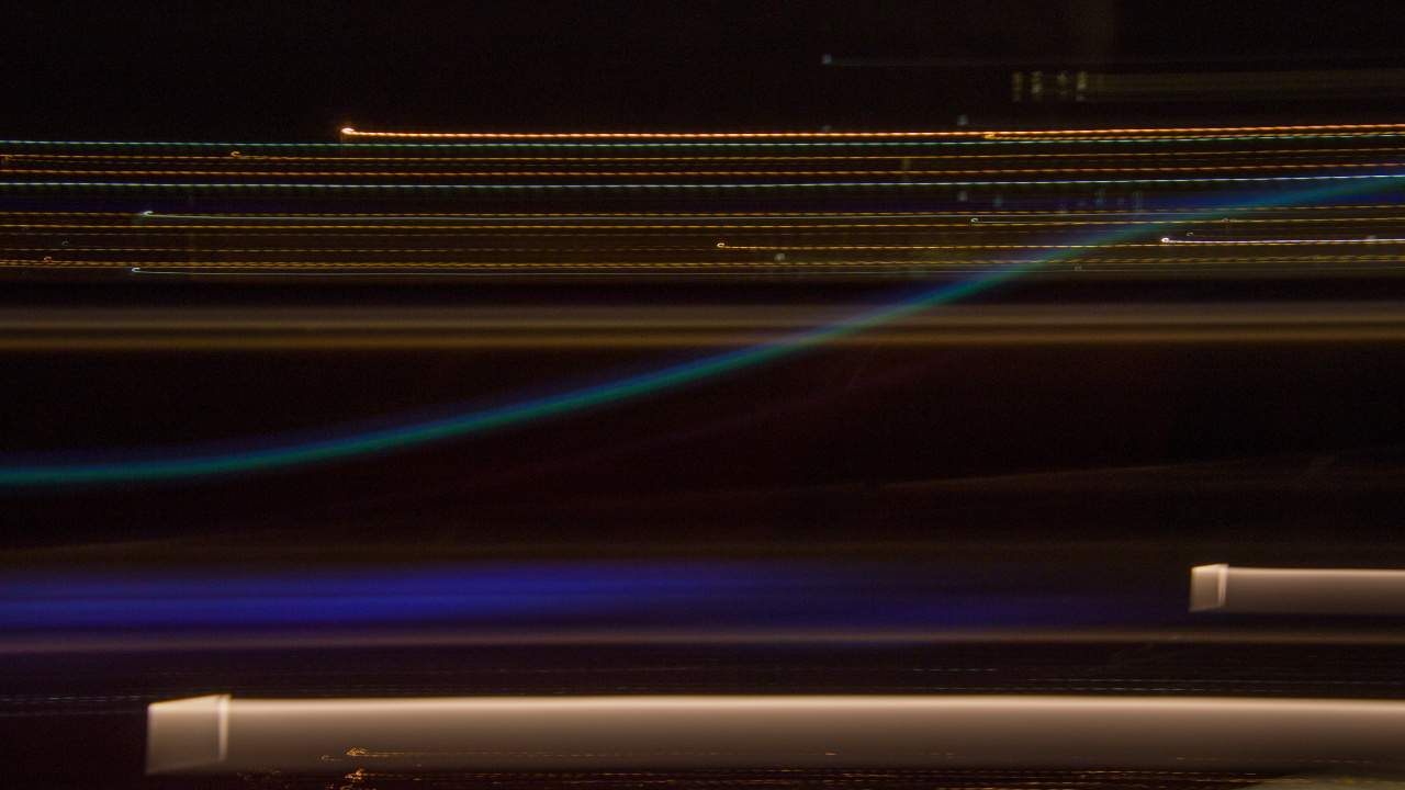 Zeitrafferfotografie Der Lichter Der Stadt Während Der Nacht. Wallpaper in 1280x720 Resolution