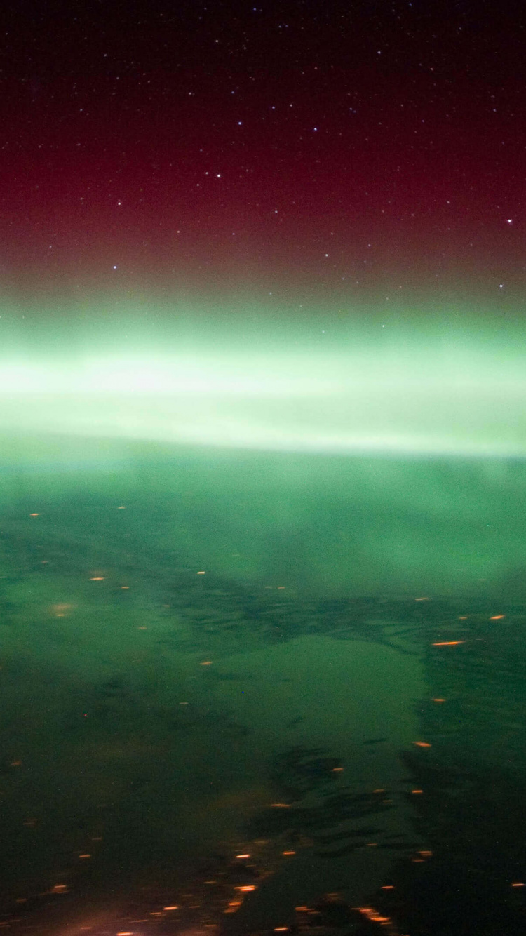 Grüne Und Schwarze Abstrakte Malerei. Wallpaper in 750x1334 Resolution