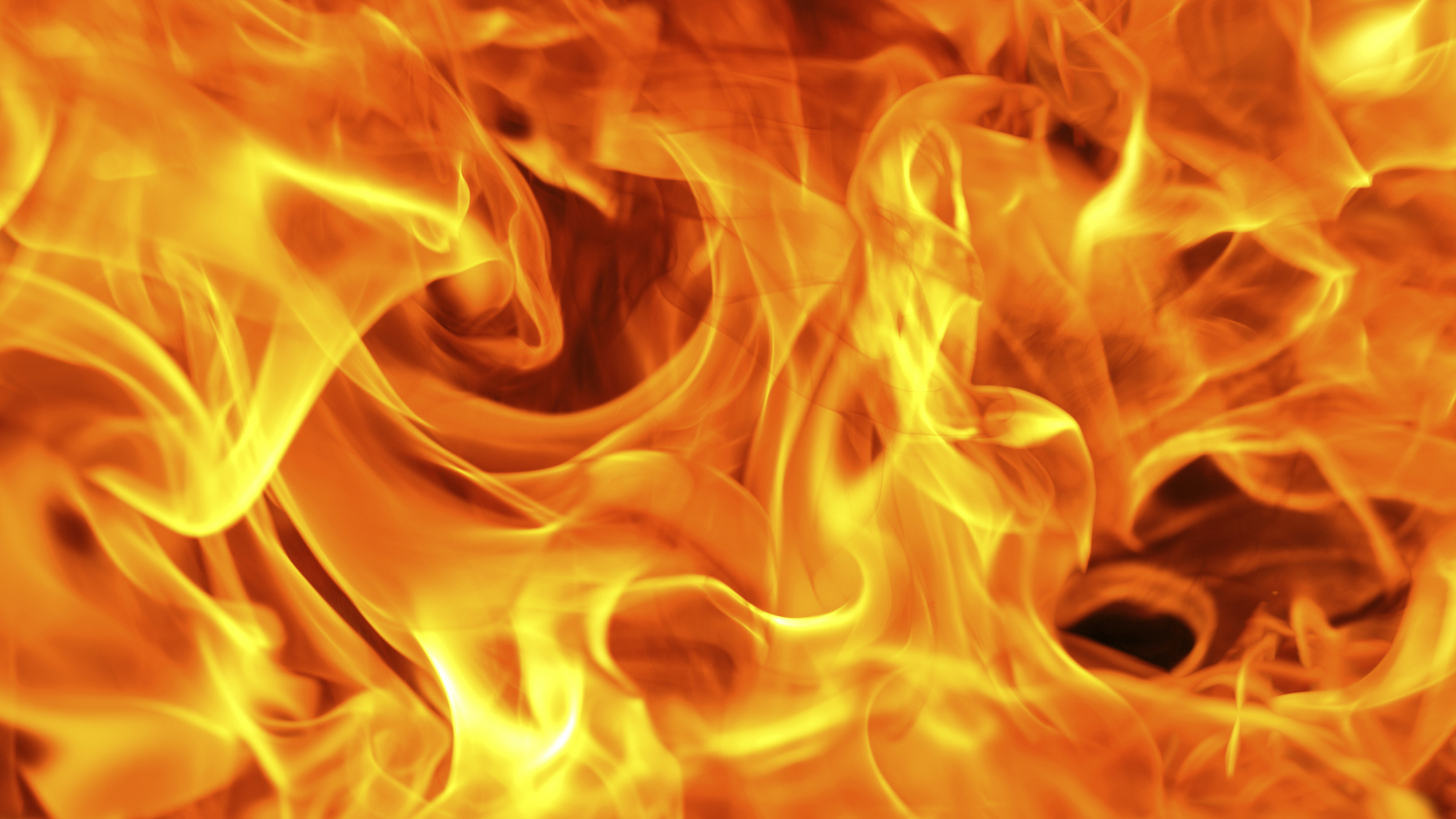 Orange and Red Fire Digital Wallpaper. Wallpaper in 3840x2160 Resolution