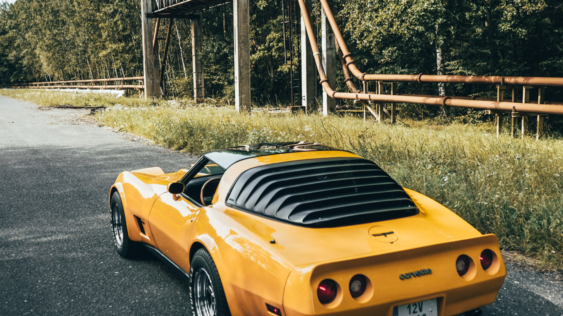 Dodge Challenger, Porsche 911, Pare-chocs, Roue, de Voiture de Muscle. Wallpaper in 1920x1080 Resolution