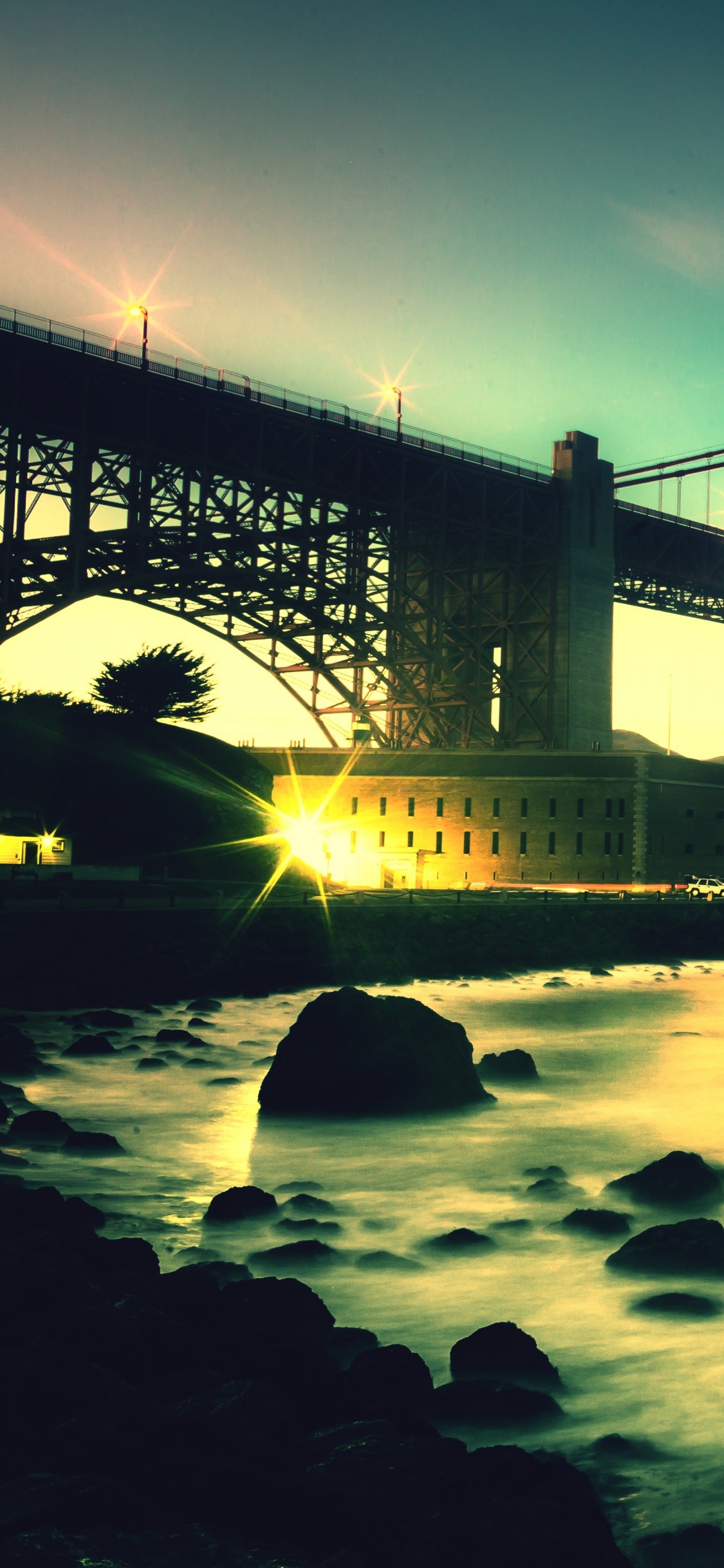 Pont du Golden Gate San Francisco Californie. Wallpaper in 1125x2436 Resolution