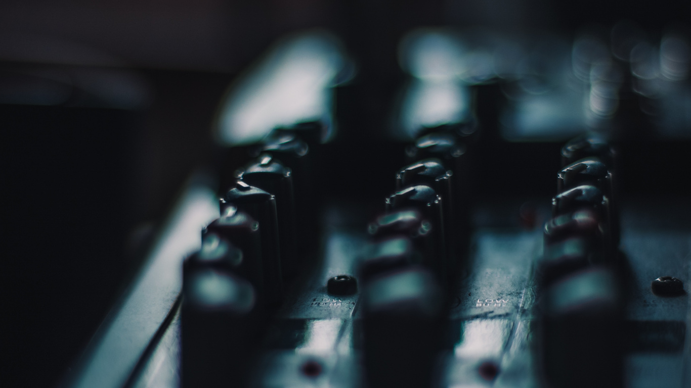 Console de Mixage, Mixage Audio, Table de Mixage DJ, Checs, Jeux D'intérieur et Des Sports. Wallpaper in 1366x768 Resolution