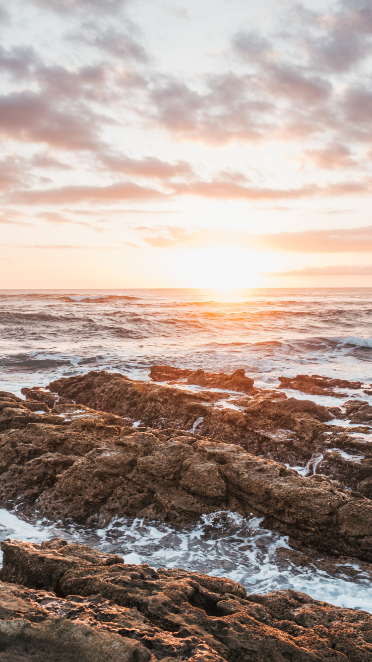Body of Water, Sea, Wave, Ocean, Water. Wallpaper in 750x1334 Resolution