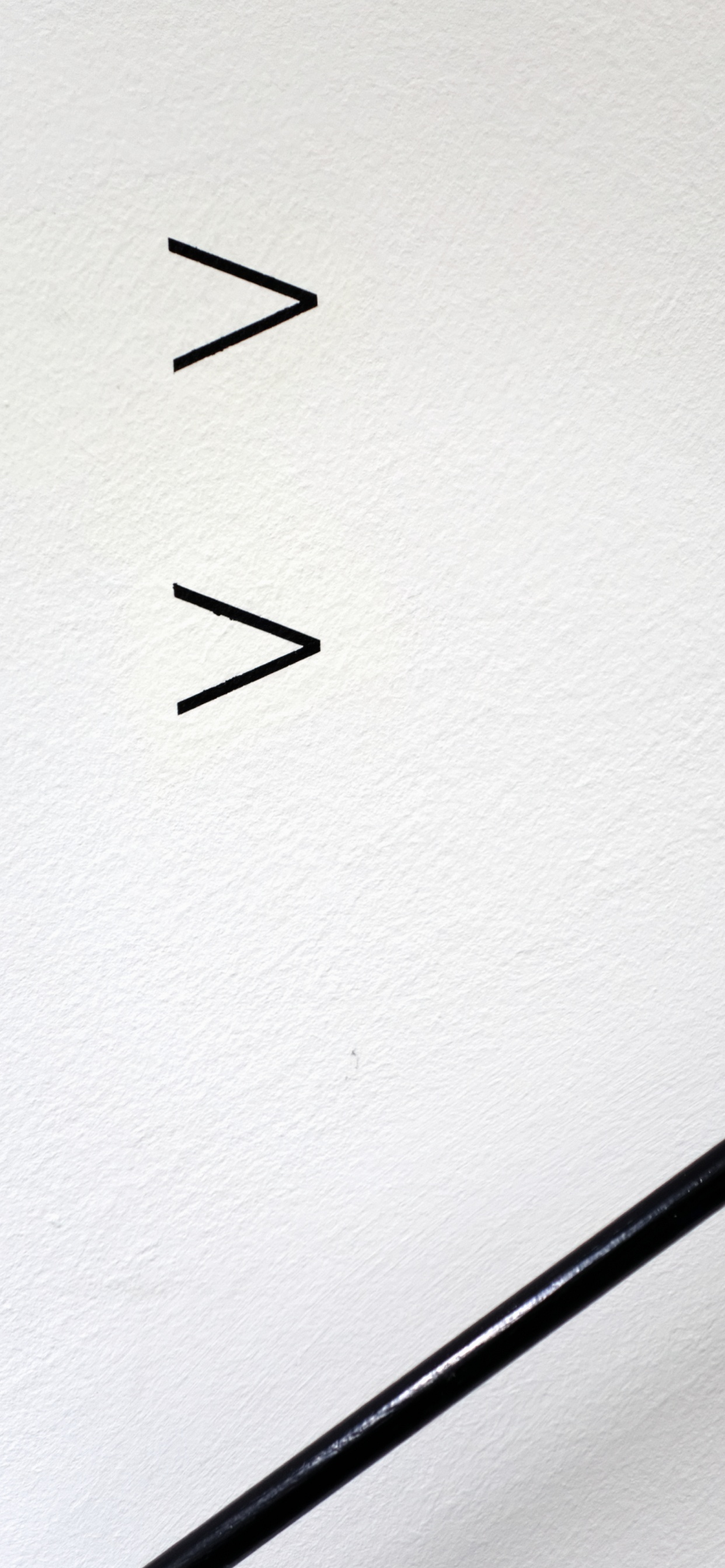 Ligne Noire Sur Une Surface Blanche. Wallpaper in 1242x2688 Resolution