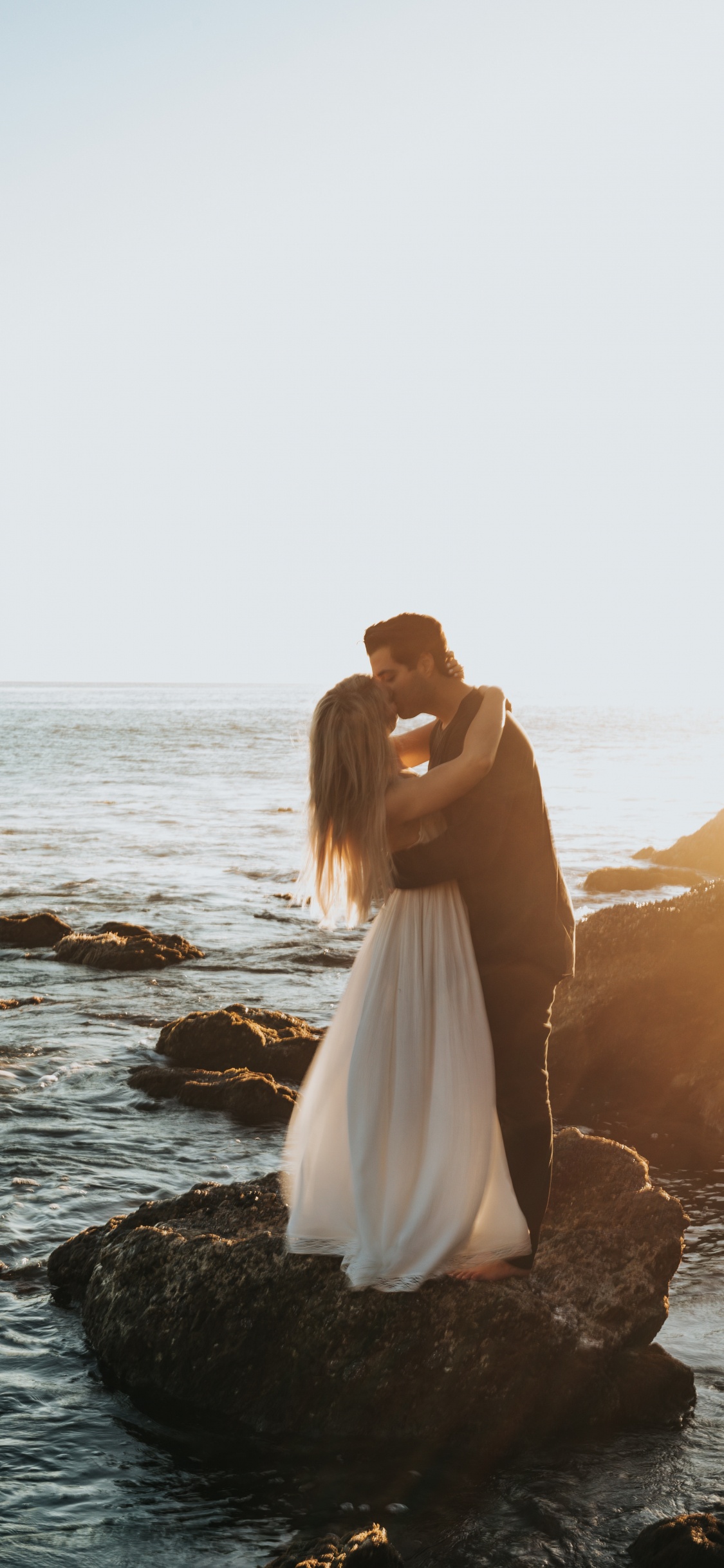 Wedding, Engagement, Water, Sea, Beauty. Wallpaper in 1125x2436 Resolution