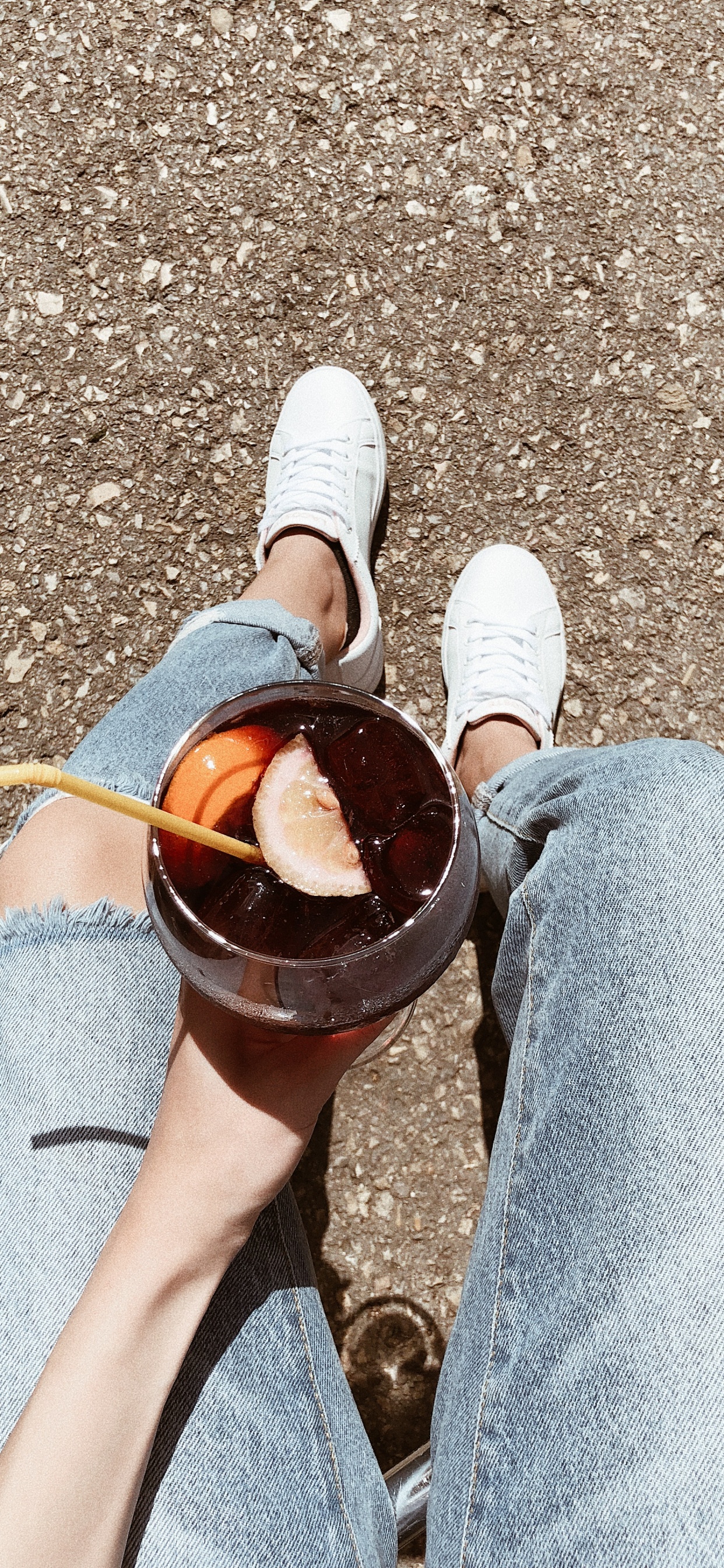 L'homme, Jambe, Jambe Humaine, Conjoint, Les Gens Dans la Nature. Wallpaper in 1242x2688 Resolution