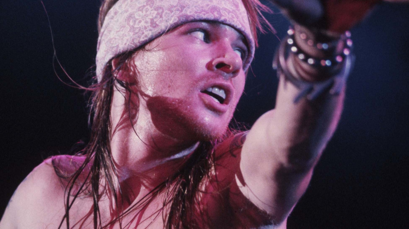 Guns N Roses, Hardrock, Leistung, Sänger, Gesang. Wallpaper in 1366x768 Resolution