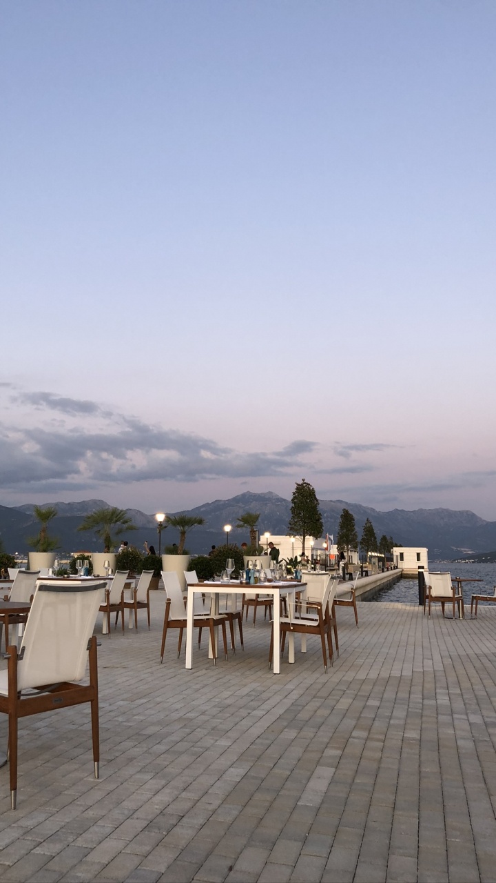 Real Estate, Tourism, Furniture, Table, Outdoor Table. Wallpaper in 720x1280 Resolution