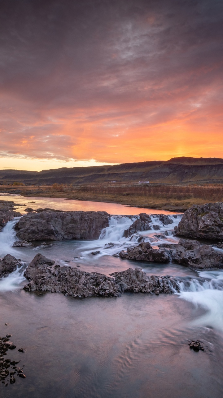 Nature, Eau, Les Ressources en Eau, Paysage Naturel, Highland. Wallpaper in 720x1280 Resolution