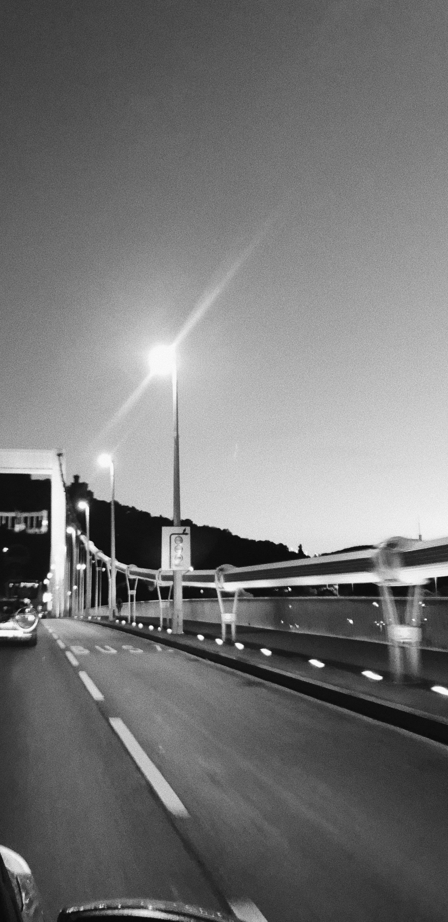 King, Road, Road Surface, Infrastructure, Automotive Lighting. Wallpaper in 1440x2960 Resolution