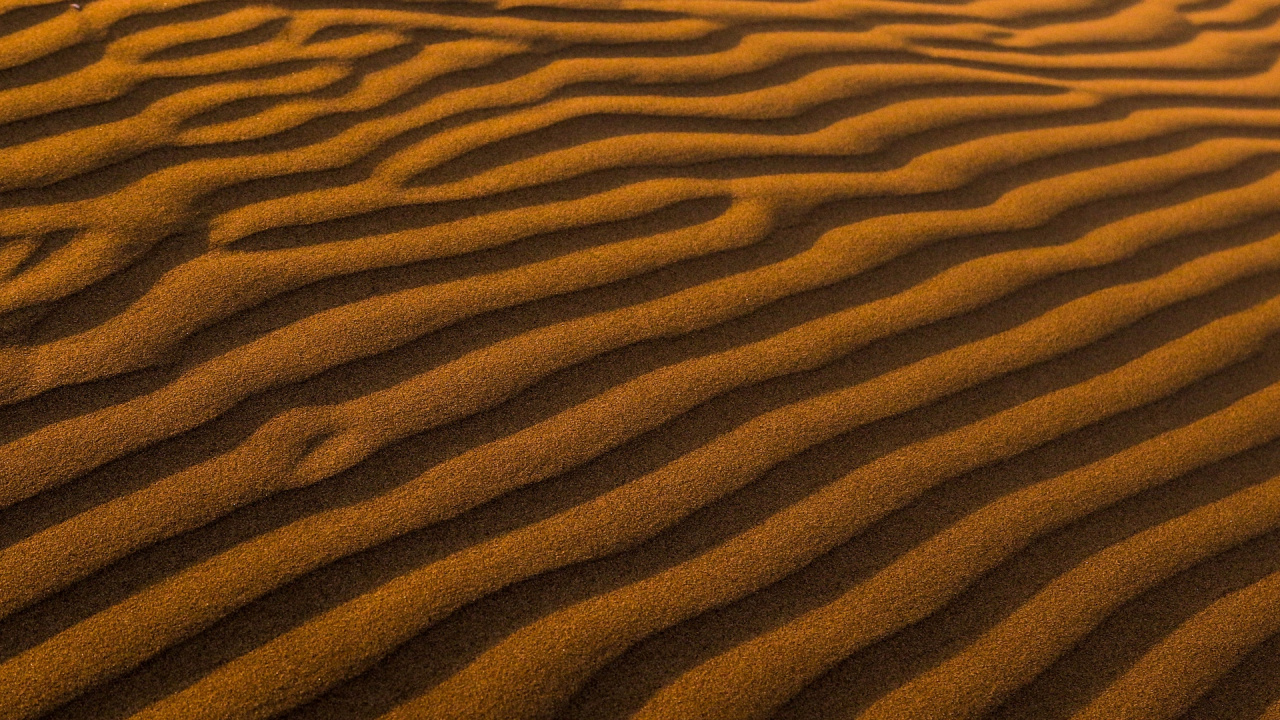 Brown Sand With Brown Sand. Wallpaper in 1280x720 Resolution