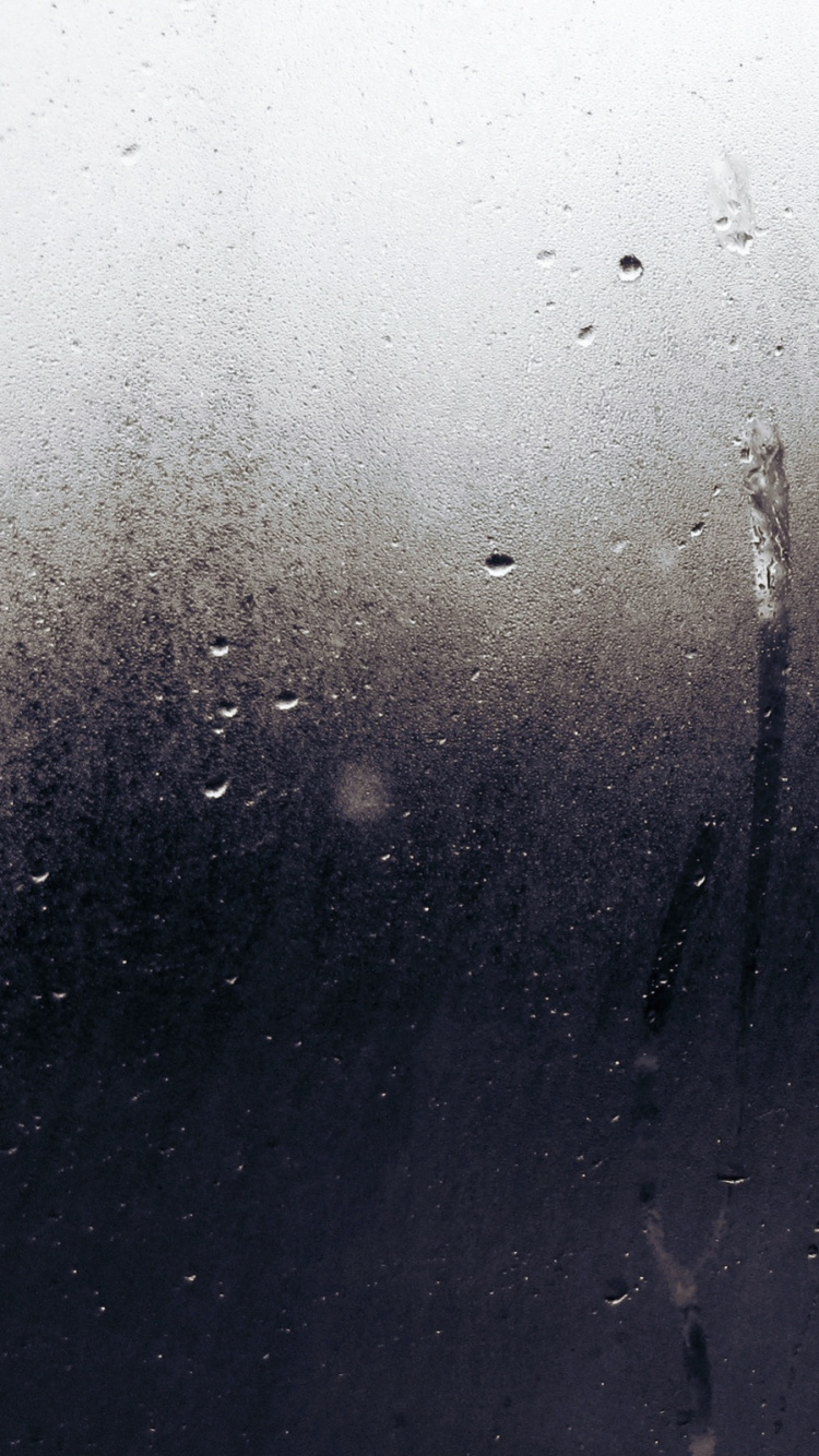 Wassertropfen Auf Glasscheibe. Wallpaper in 750x1334 Resolution