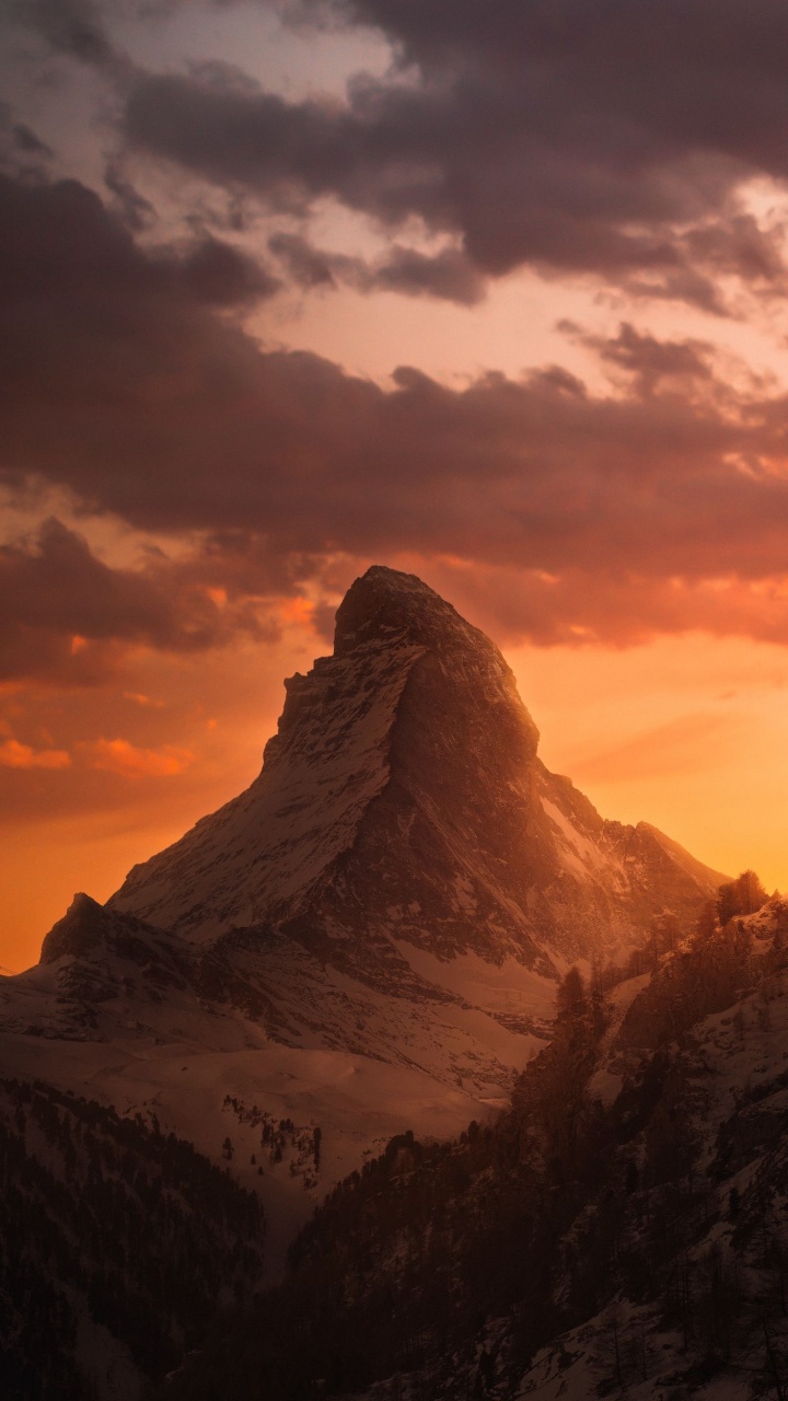 Montaña, Matterhorn, Naturaleza, Paisajismo Rocoso, Las Formaciones Montañosas. Wallpaper in 720x1280 Resolution