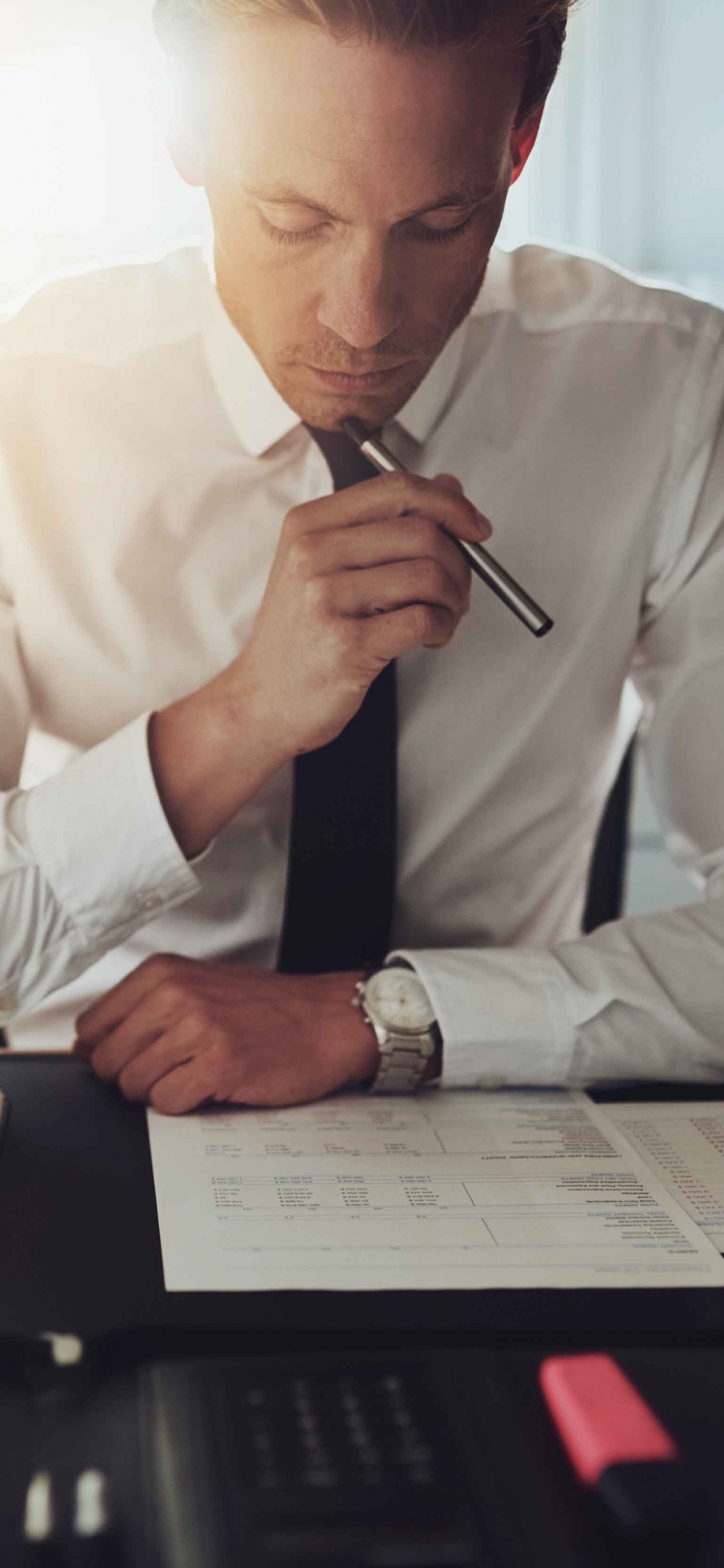 Comptabilité, Emploi, Séance, Accessoire Instrument D'écriture, Homme D'affaires. Wallpaper in 1242x2688 Resolution