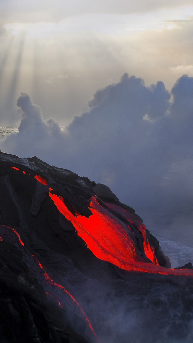 Lava, Volcán, Rojo, Las Formaciones Montañosas, Montaña. Wallpaper in 750x1334 Resolution