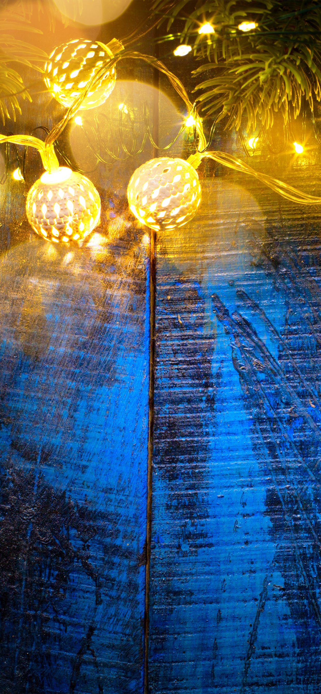 Luz, Reflexión, Azul, Artes Creativas, Bombilla. Wallpaper in 1242x2688 Resolution