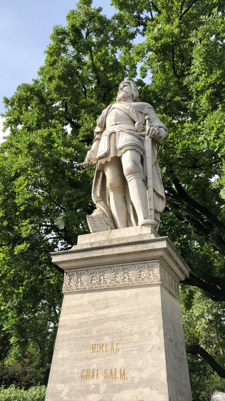 Statue, la Sculpture Sur Pierre, Cimetière, Memorial, Sculpture. Wallpaper in 750x1334 Resolution