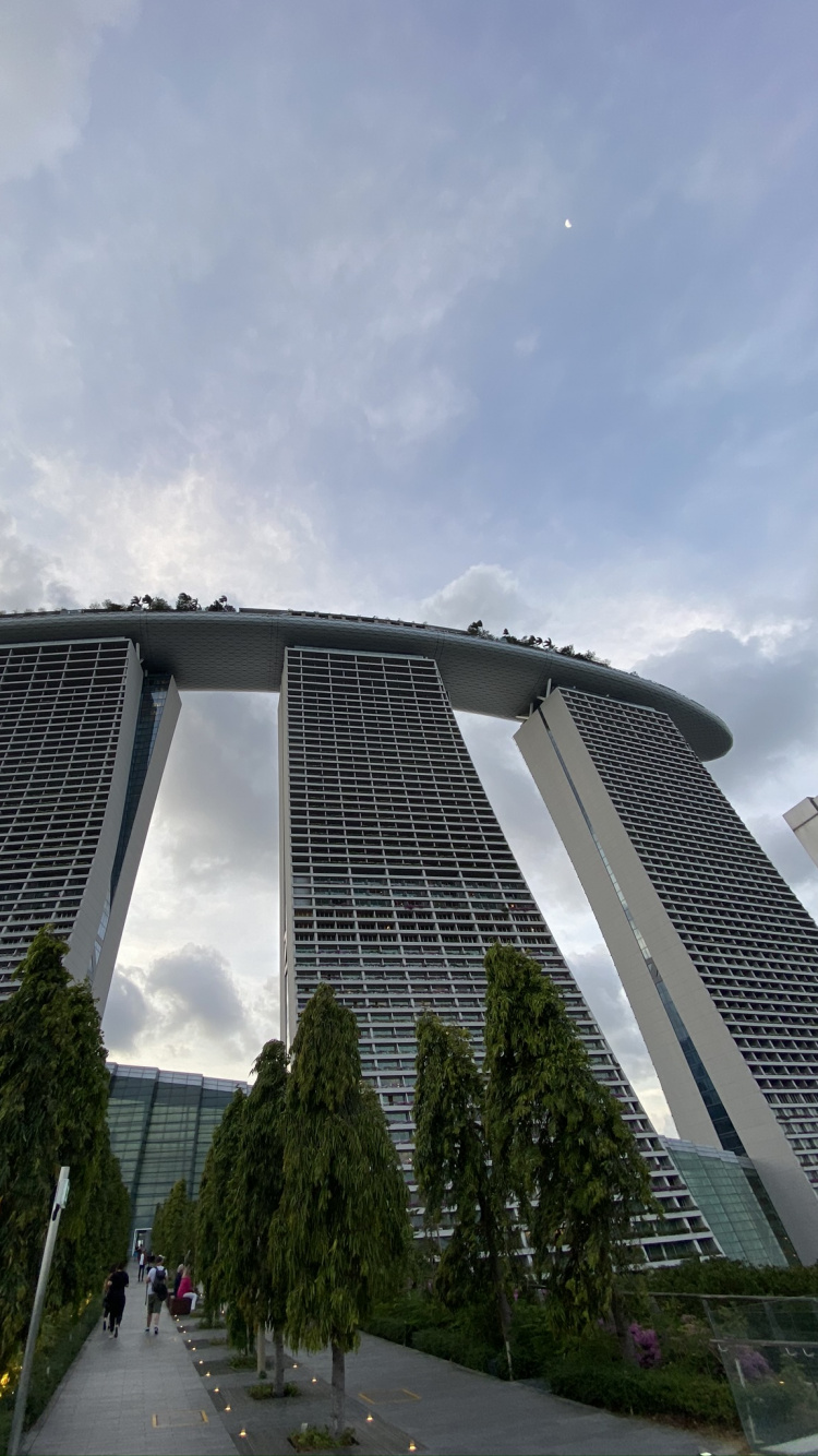 Singapur, Tageszeit, Cloud, Architektur, Geschäftshaus. Wallpaper in 750x1334 Resolution