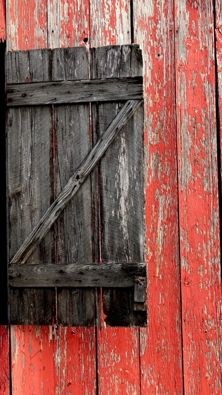 Puerta de Madera Roja Con Puerta de Madera Marrón. Wallpaper in 720x1280 Resolution