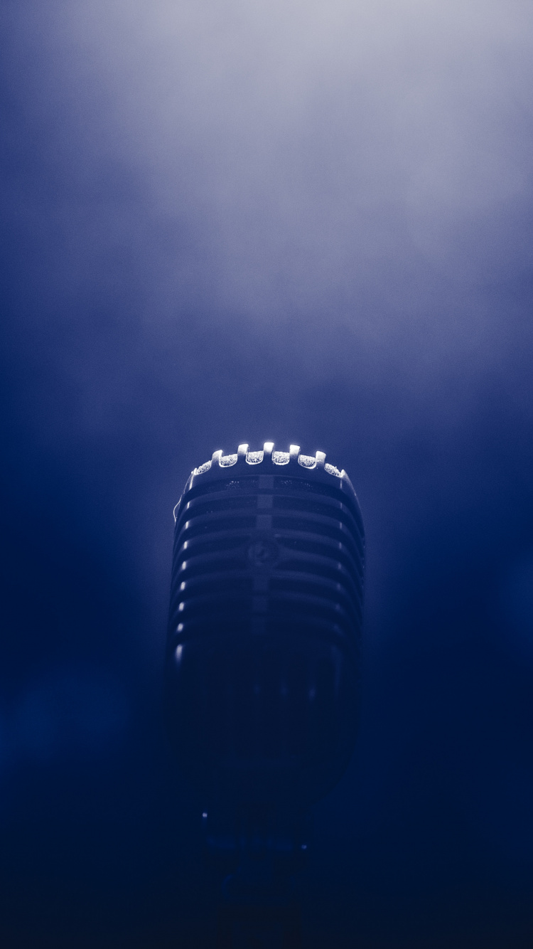 Microphone, Blue, Lumière, Eau, Atmosphère. Wallpaper in 750x1334 Resolution