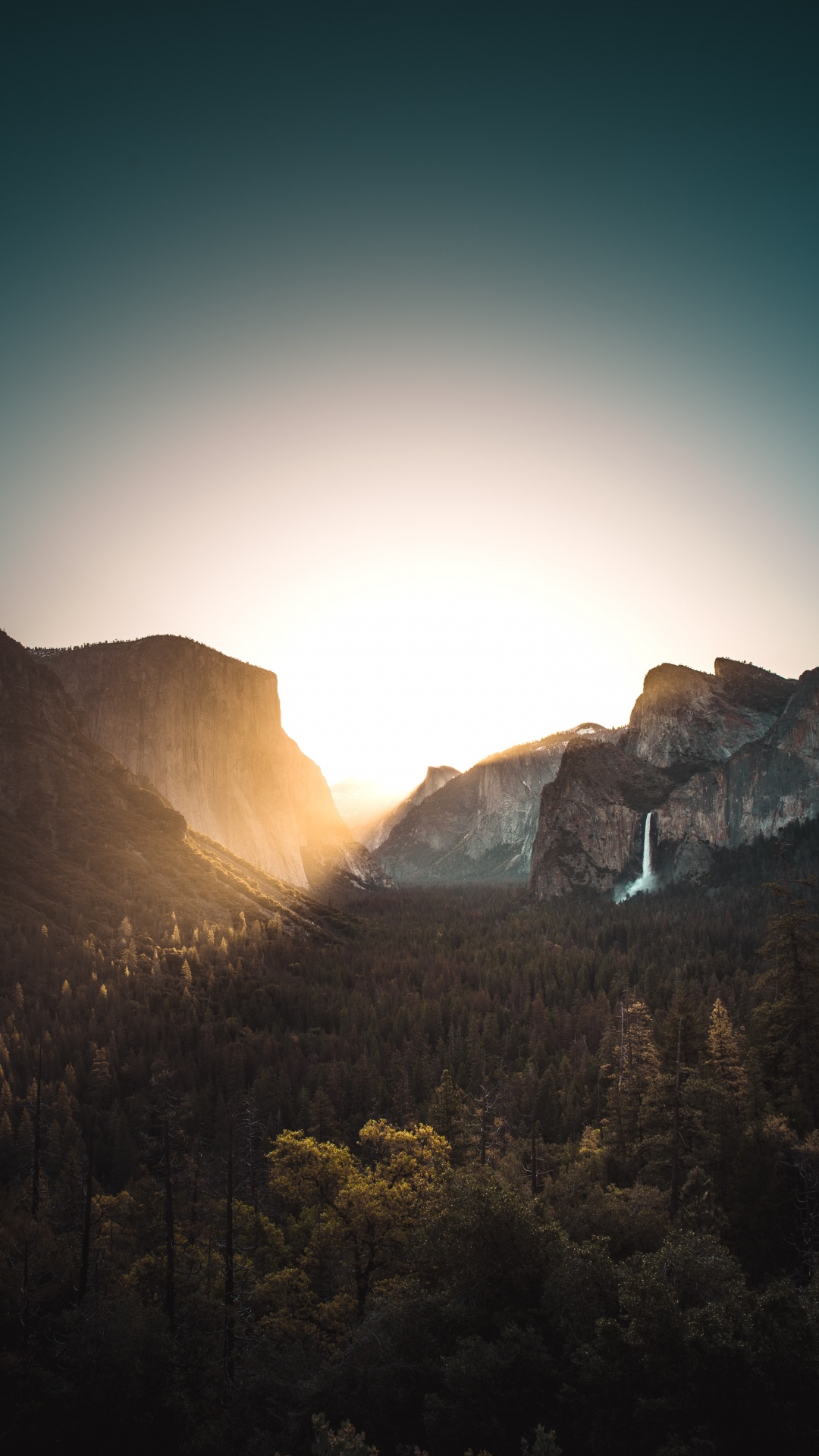 Yosemite National Park, Yosemite Falls, Banff National Park, Sequoia National Park, National Park. Wallpaper in 1080x1920 Resolution
