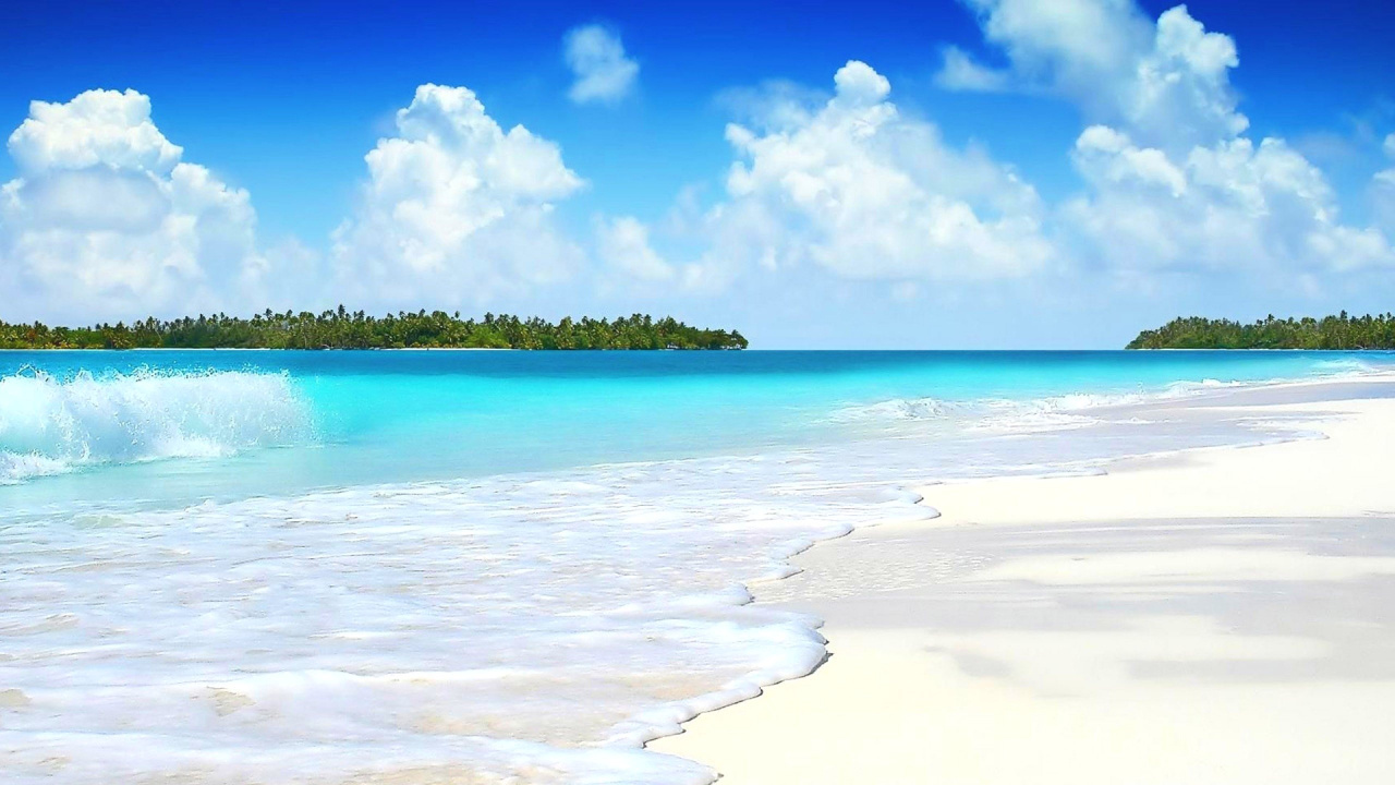 Sea Waves Crashing on Shore During Daytime. Wallpaper in 1280x720 Resolution