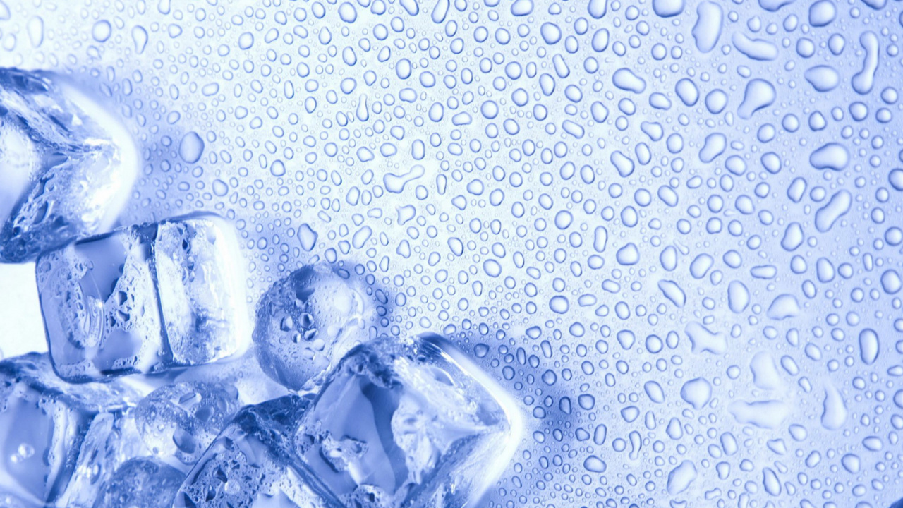 Récipient en Verre Transparent Avec Des Gouttelettes D'eau. Wallpaper in 1280x720 Resolution