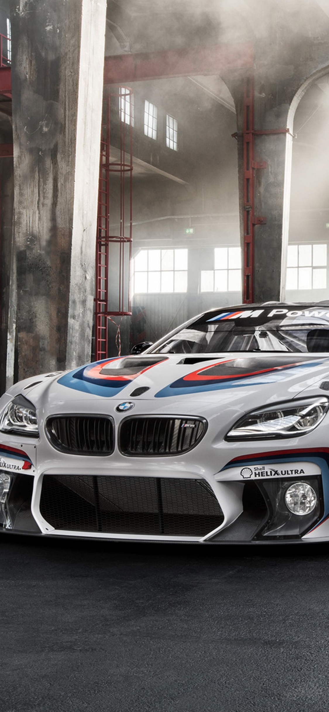 Weiß Bmw m3 Coupé. Wallpaper in 1125x2436 Resolution